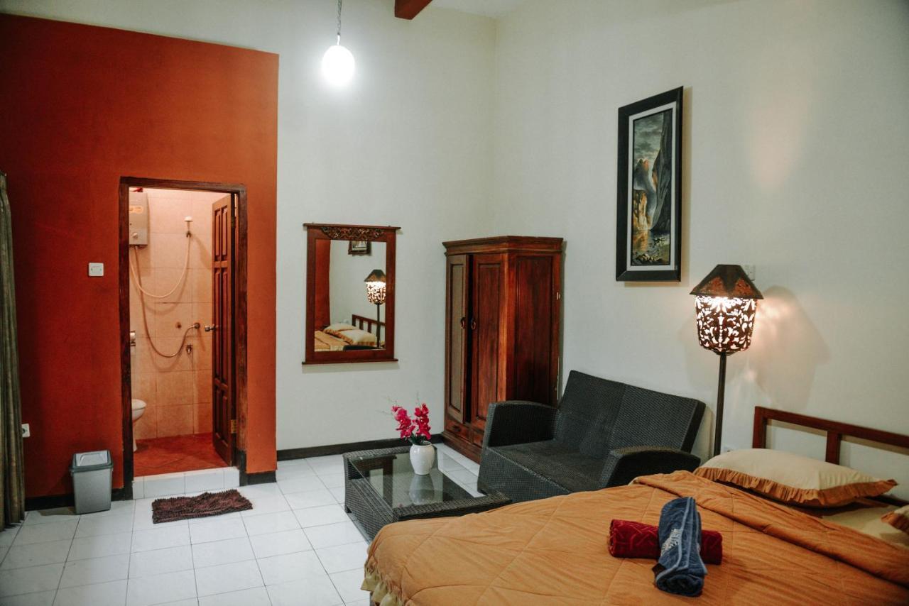 Padi Heritage Hotel Malang Esterno foto