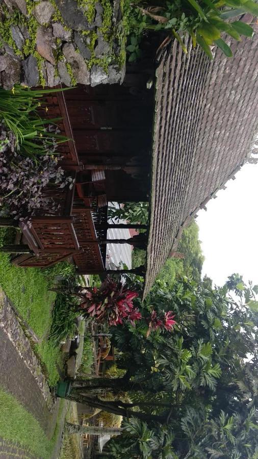 Padi Heritage Hotel Malang Esterno foto